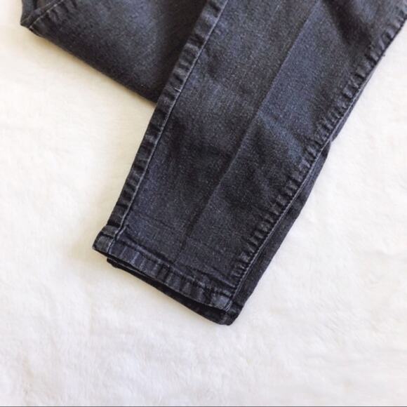 Forever 21 Gray Faded Wash Denim Jeans - Picture 5 of 6